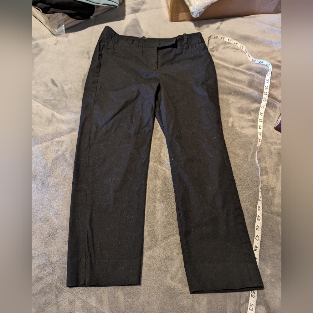 Women's white‎ House Black Market slim crop trousers In black